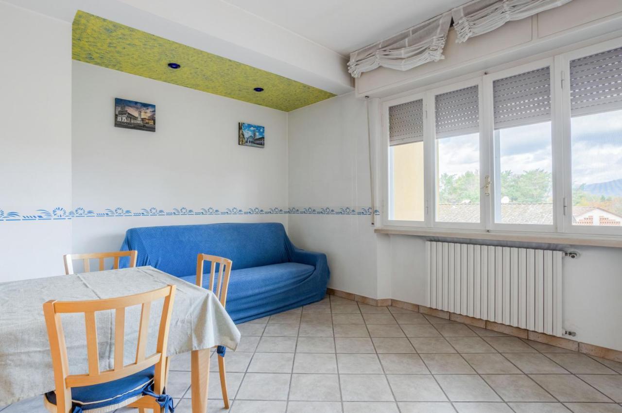 Lucca Roomy Apartment With Balcony And Parking! Exterior photo