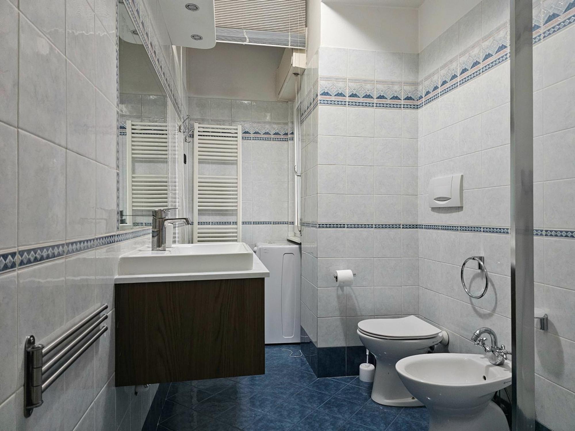 Lucca Roomy Apartment With Balcony And Parking! Exterior photo